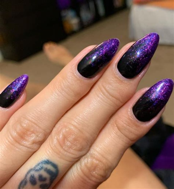 Nail Art Purple and Black: A Stunning Combination for Your Next Manicure